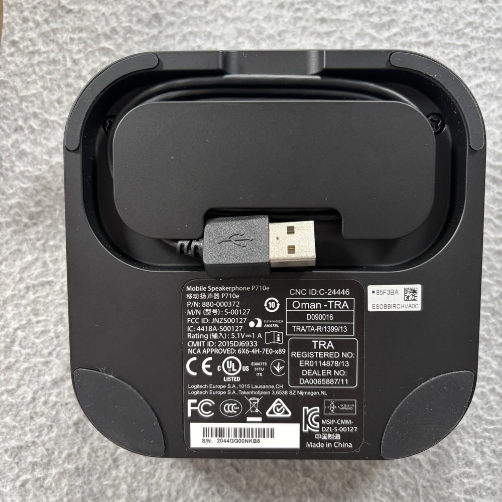 Logitech Mobile Speakerphone P710e Conferencing Bluetooth/USB Speaker