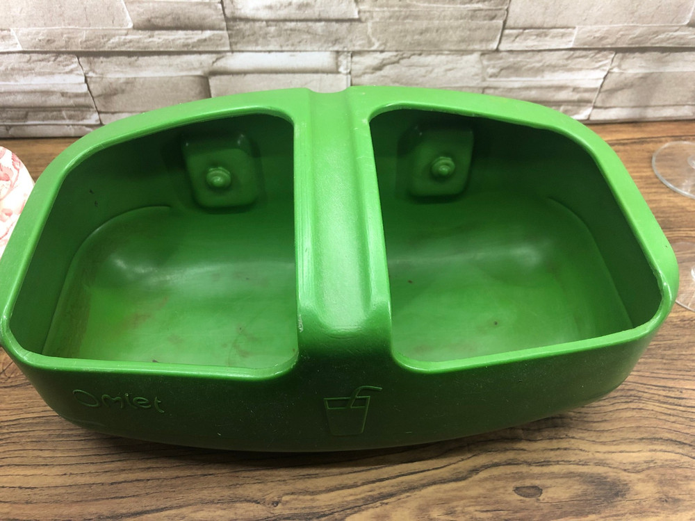 Omlet Chicken Green Waterer