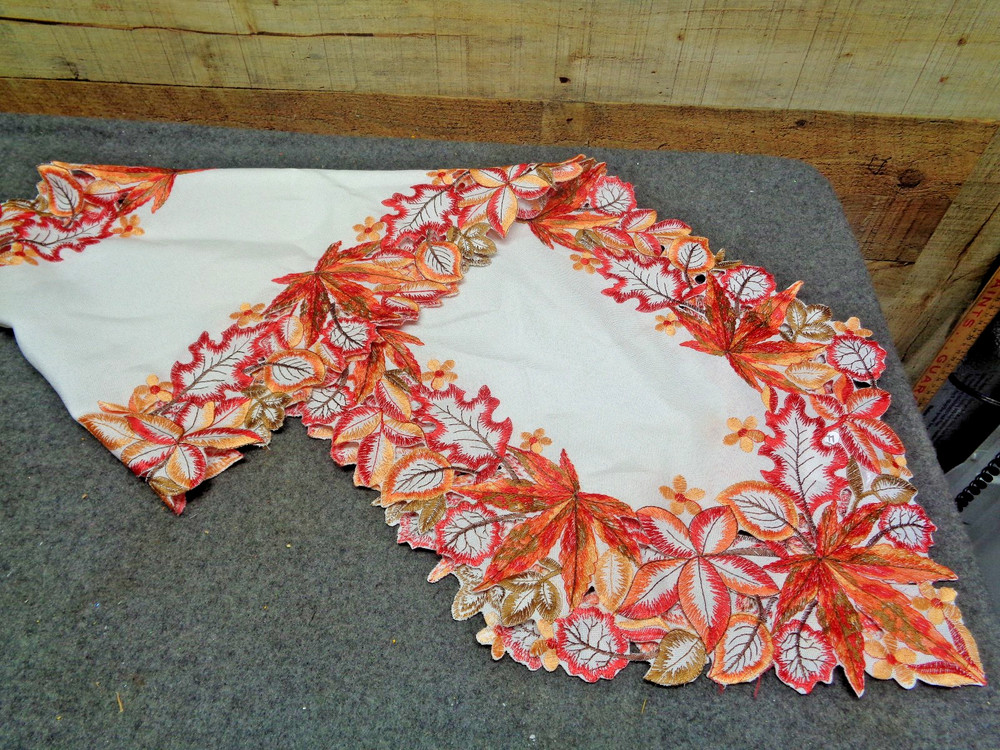 FEUILLE Autumn Fall Leaves Table Runner 68x14