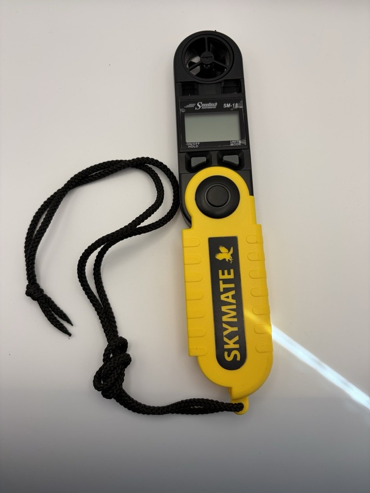 Speedtech SKYMATE SM-18 Handheld Anemometer – Wind Meter & Thermometer