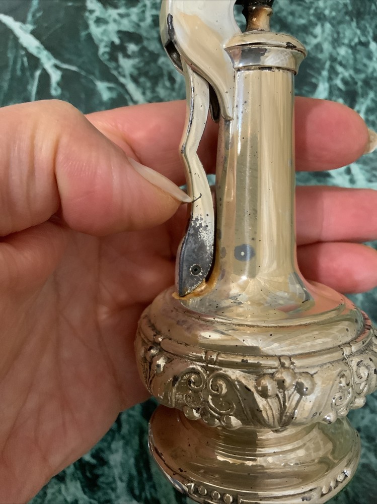 Vintage Ronson Silverplated “Decanter” Table Lighter