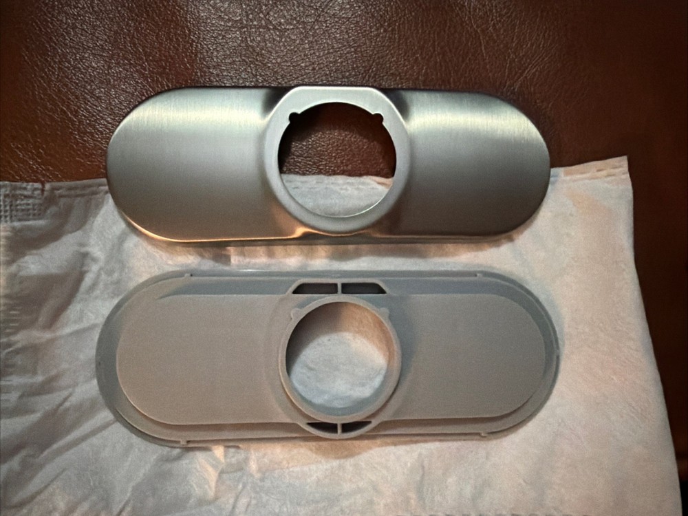 Delta Bath Collection Stainless Plate