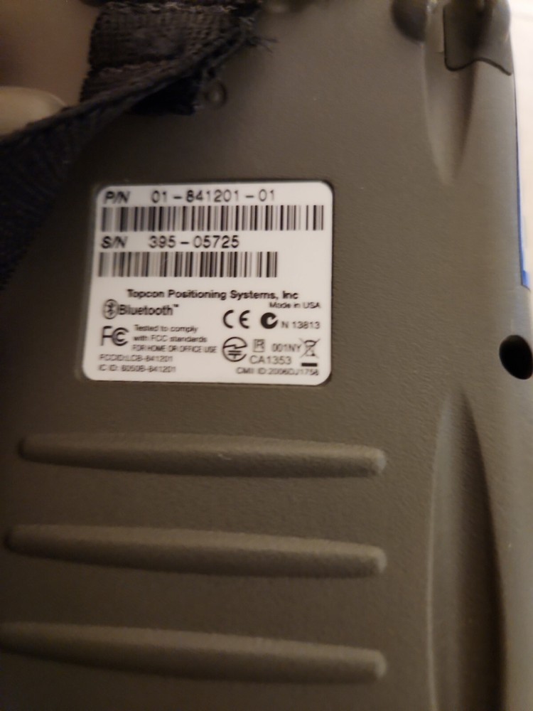 TOPCON GMS-2 GIS /w Charger, Accessories,