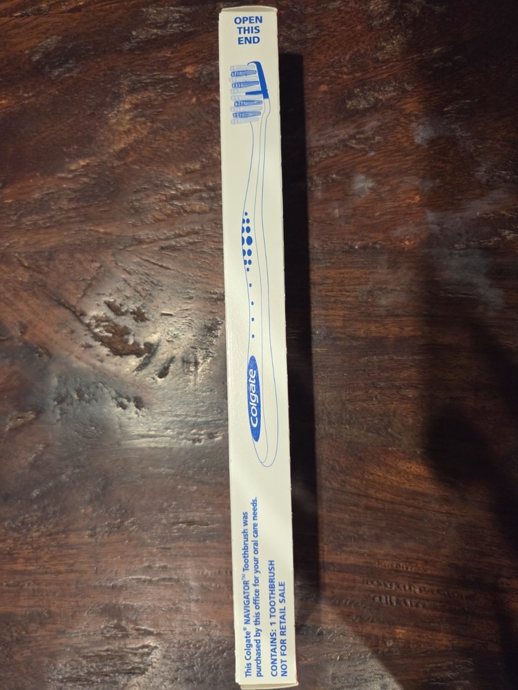 Vtg NOS Colgate Navigator Soft Compact Comfortable Clean Toothbrush 2003 ~READ~