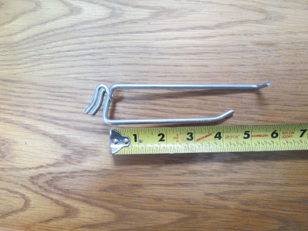 Saffron Display Hook 7149965782 (100 PK)