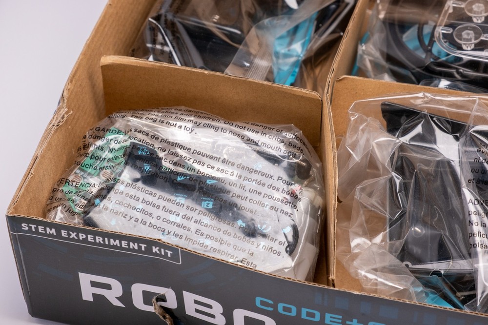 Thames & Kosmos Code+Control Robo Dozr Engineering & Robotics STEM Kit OPEN BOX