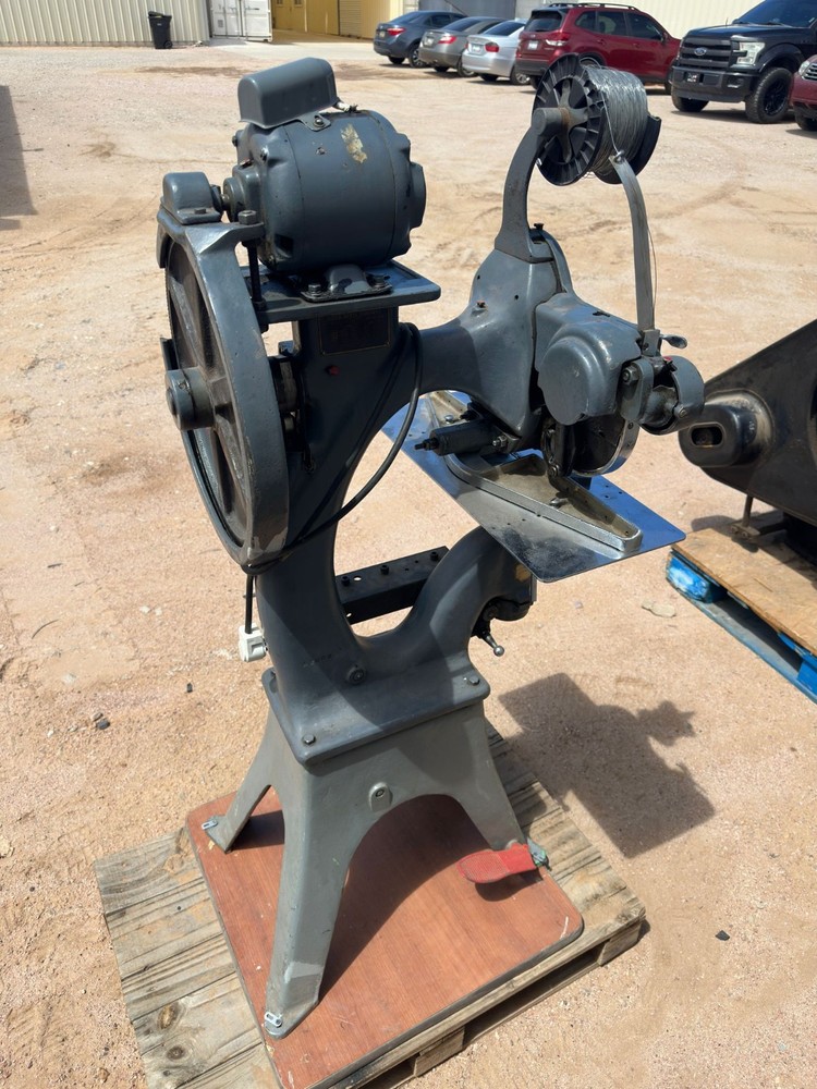 N3A-3/4 BOOK STITCHER, N3A ACME-MORRISON - Working!