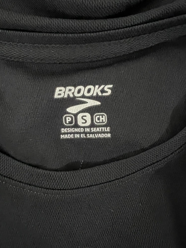 Arches Half Marathon Brooks Men’s Small Black Long Sleeve Active Ware Mad Moose