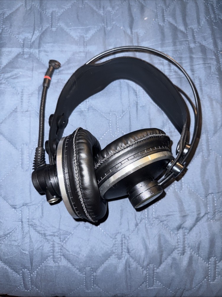 AKG HSC271 Professional Headset w/ Condenser Microphone D
