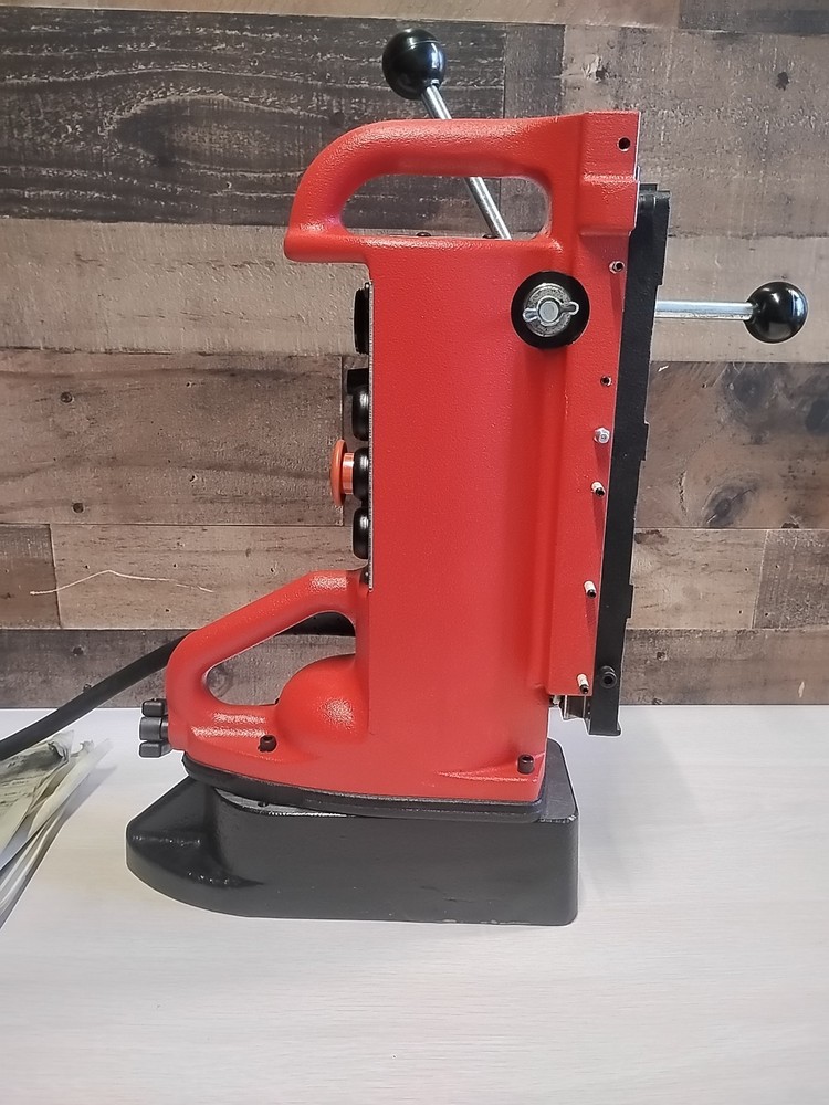 NEW!! Milwaukee 4203 Electromagnetic Drill Press Base OPEN BOX!!