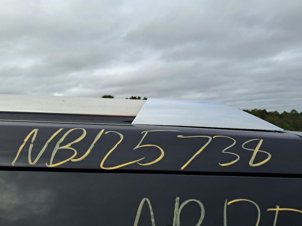 NAVIGATOR 2019 Glove Box 4815593