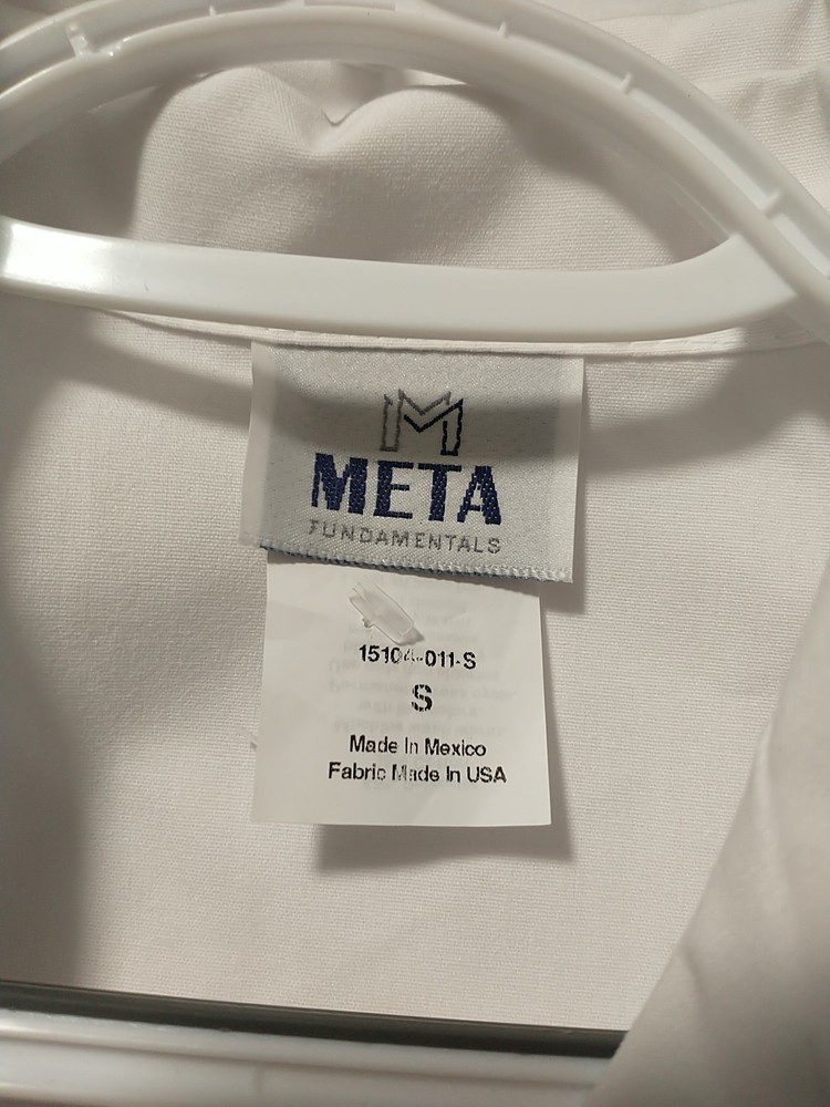 NWT..Meta,Lab Coat White Long Sleeve 2-Button 3-Pocket Cotton Blend