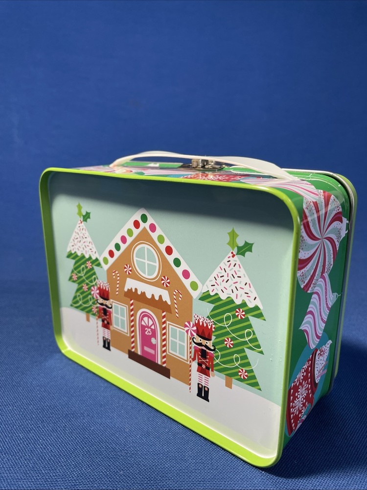 Super Cute Nutcrackers/Christmas Trees/Gingerbread House Tin Lunch Box W/Handle