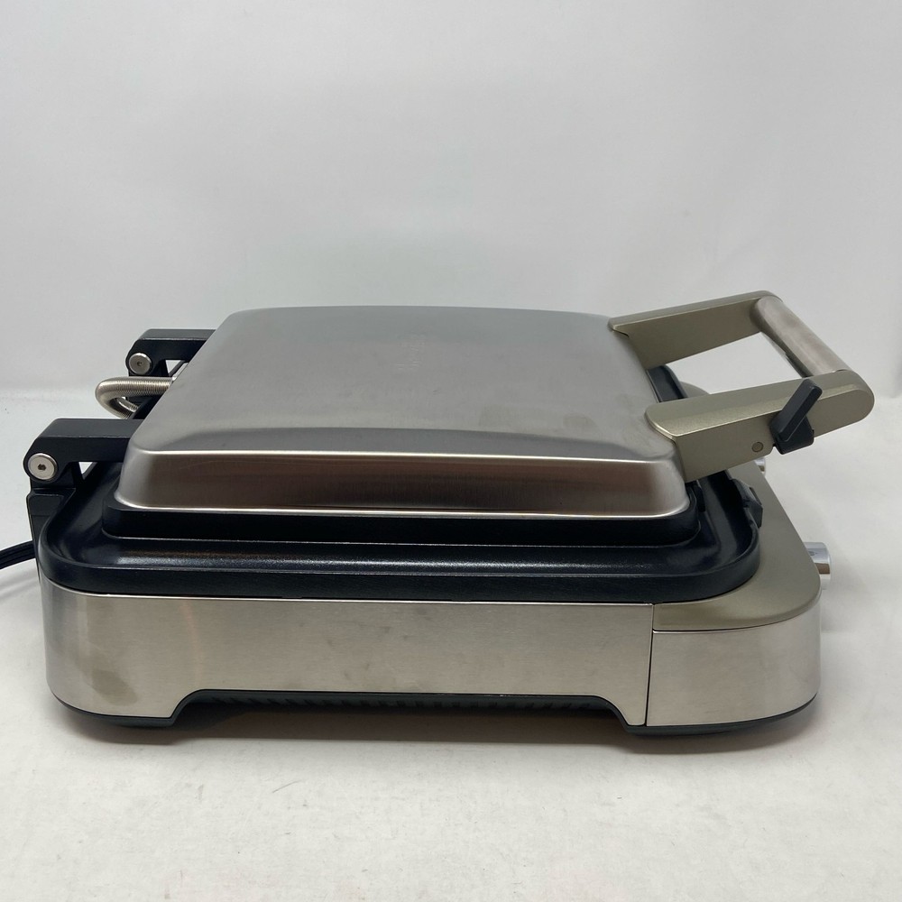 Breville Smart Waffle Pro 4-Slice Waffle Maker, Silver