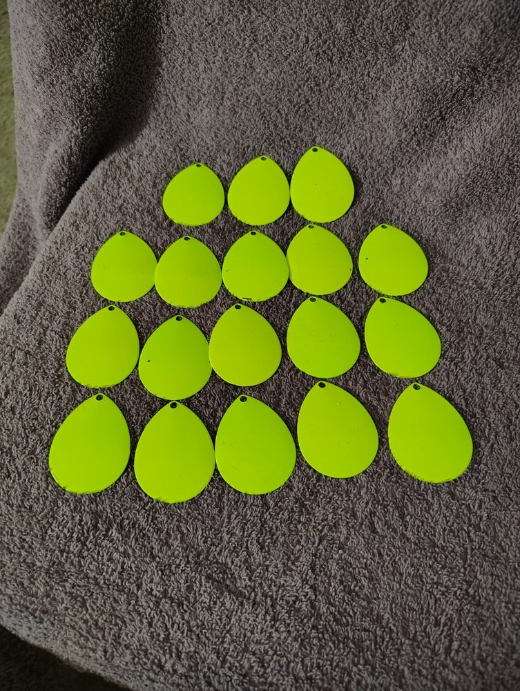 18 Colorado Spinner Blades Size 5 Chartreuse