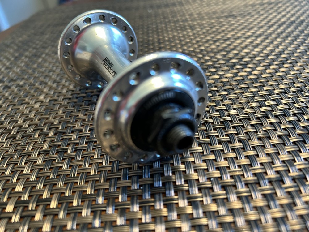 Shimano Deore DX front hub 32 hole
