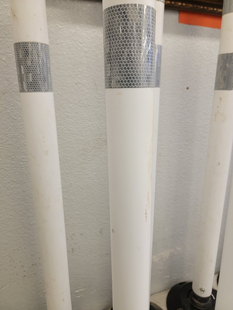 (7)ULINE Flexible Delineator Round Post with Base - 36", White