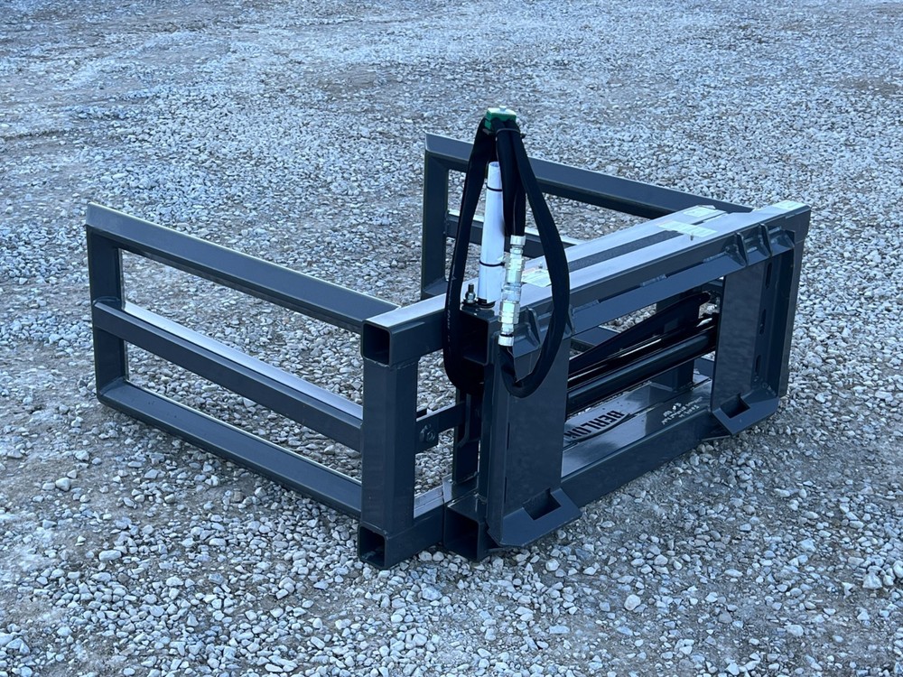 Berlon Bale Handler Grapple Round & Square Bale Fits Skid Steer Tractor Loader