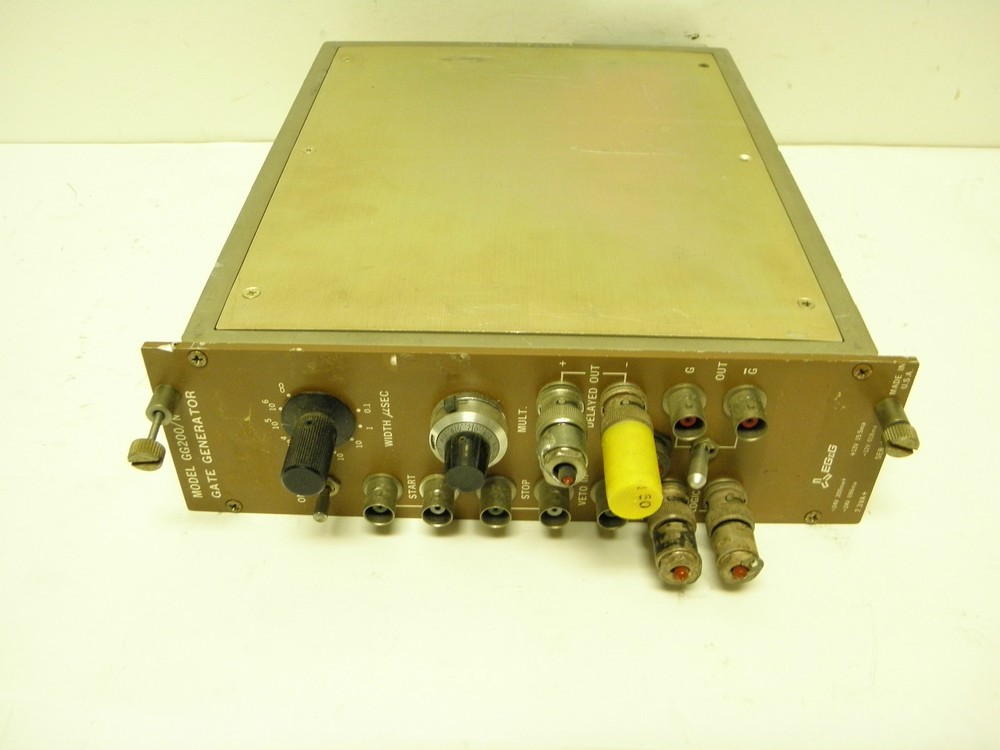 ORTEC EG&G NIM computer module model # GG200/n GATE GENERATOR module board