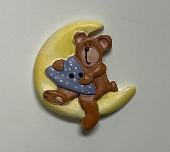 BEAR ON MOON NOVELTY BUTTONS - 2 HOLE - 1 1/4" - 5 PC PER PACK