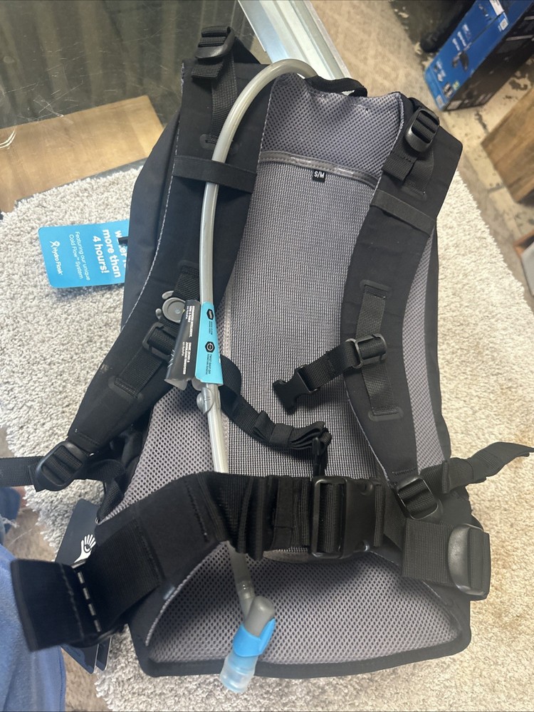 Hydro Flask Down Shift Black Hydration Pack 20 L NEW With Tags