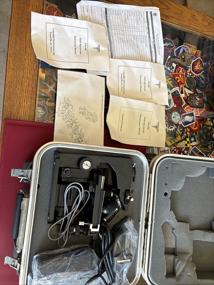 microscope Columbia FM 600
