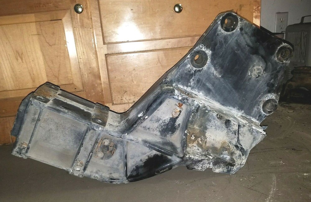 KENWORTH T-2000 FRAME HORN B11-1000-1R