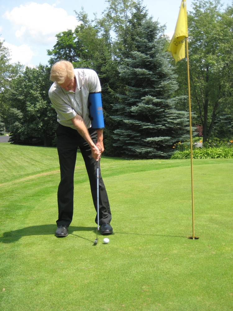 Golf Training Aid-THE CHIPPING YIPS"-Get Help From The "Straight Arm"-standard