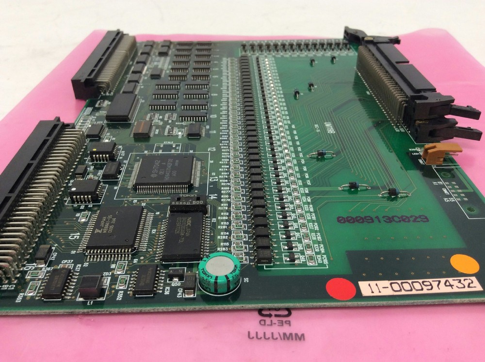 Nachi 11-00097432 Circuit Board PC Control Board