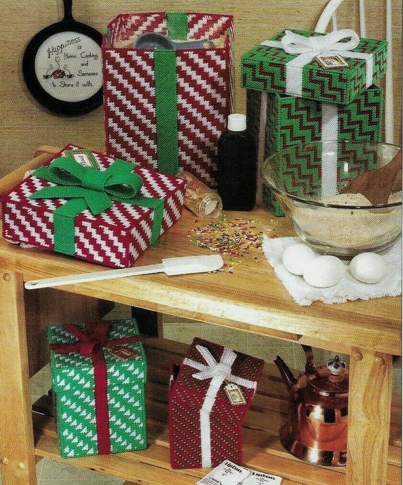 CHRISTMAS CANISTER COVERS 4 SIZES PLASTIC CANVAS PATTERN INSTRUCTIONS
