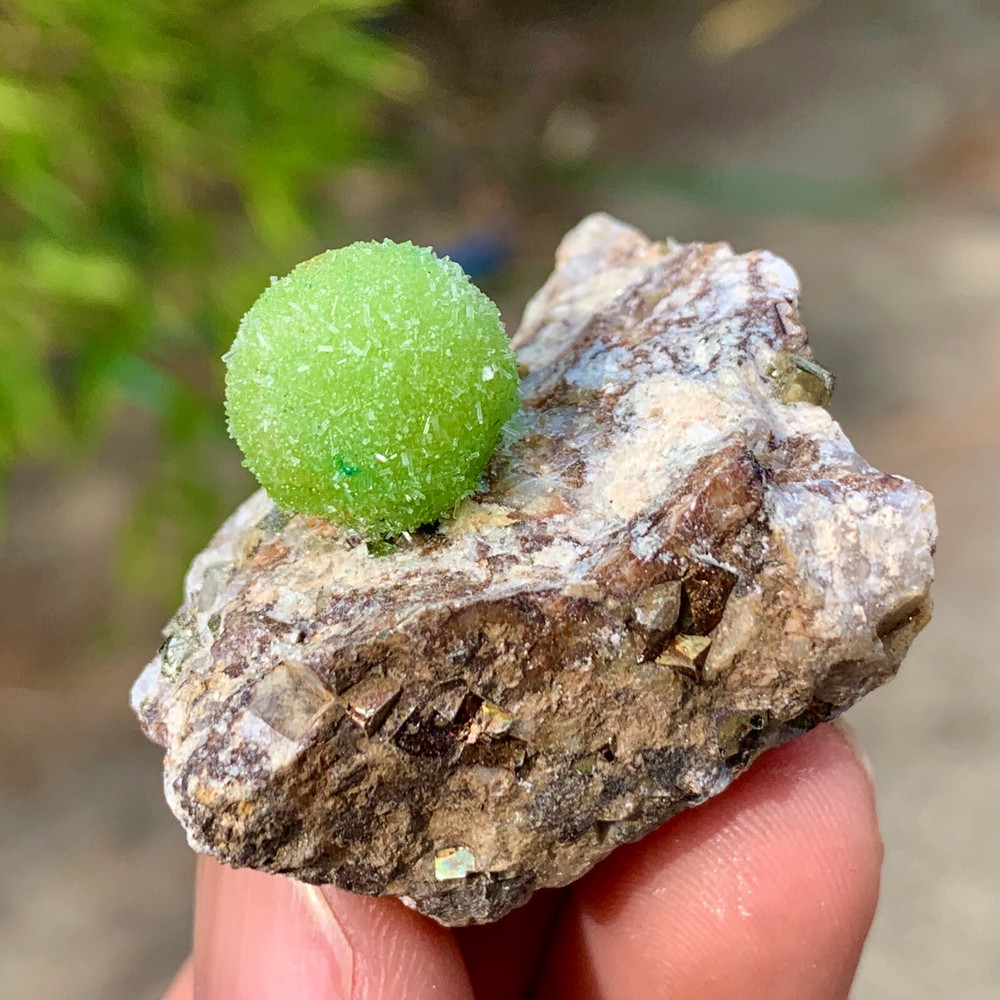 33G Pyromorphite Crystal Unique Spherical specimen , Guangxi,China