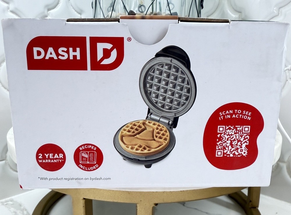 New Dash Witch Hat Mini Waffle Maker 4" Cooking Surface Ceramic Nonstick