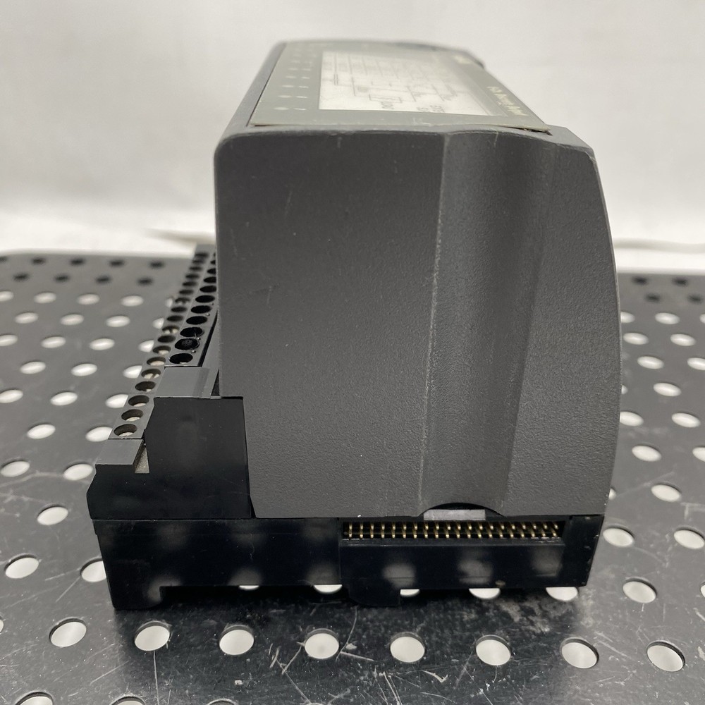 National Instruments FP-D0-400 FieldPoint 8-Ch Sourcing Discrete Output Modul