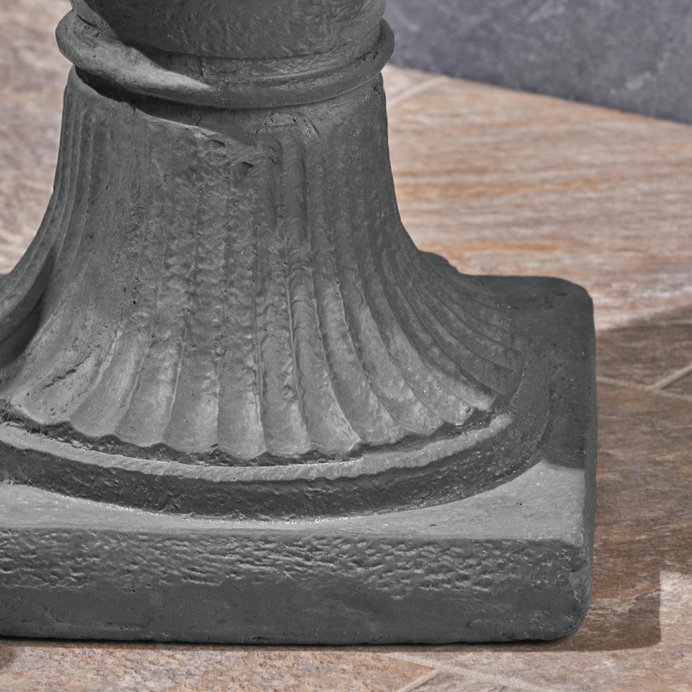 GARDEN URN PLANTER