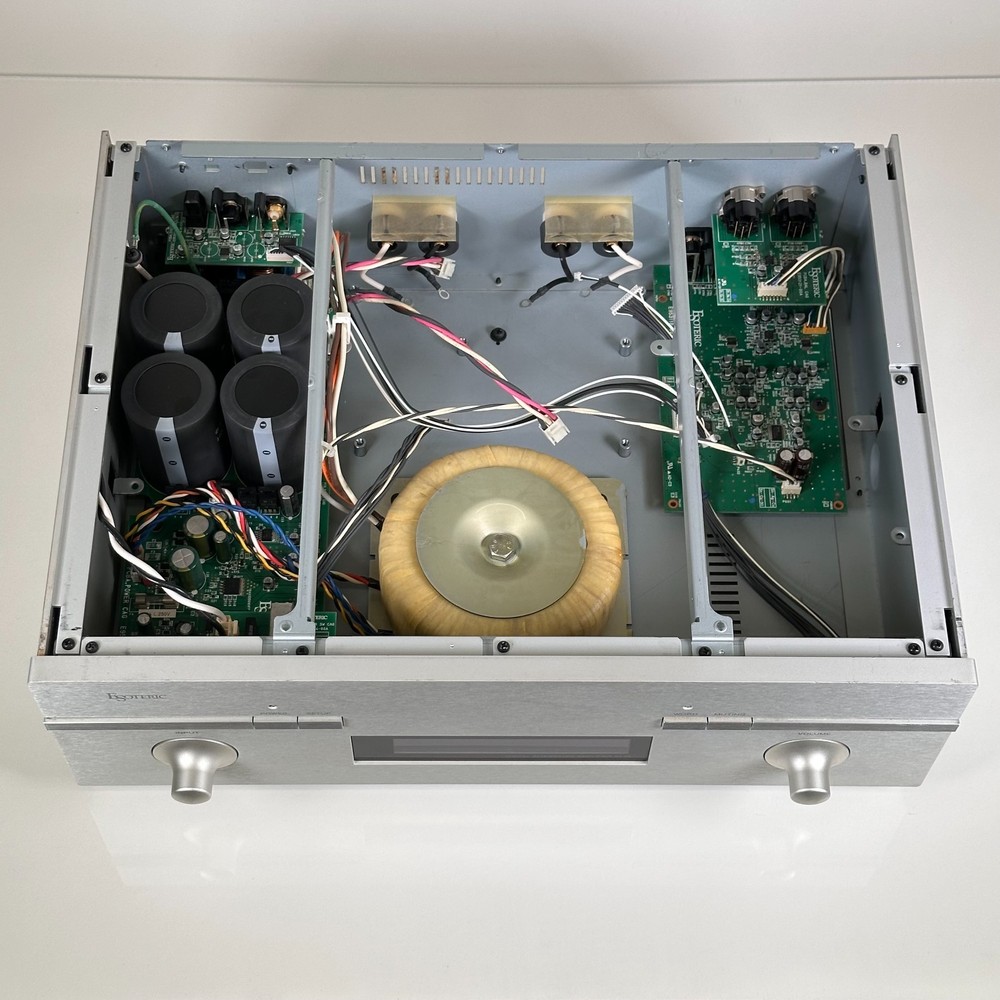 Esoteric AI-10 Integrated Amplifier; AS-IS