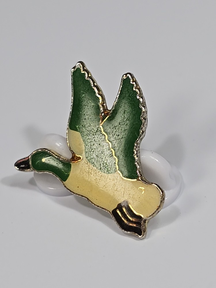 Flying Duck Lapel Pin Green Head & Wings