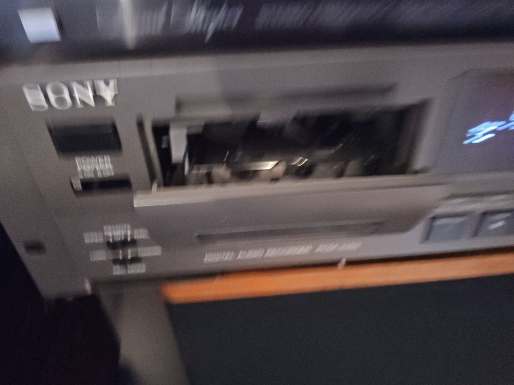 SONY PCM-2300 Illuminated bay DAT Player Recorder Deck In Working Condition