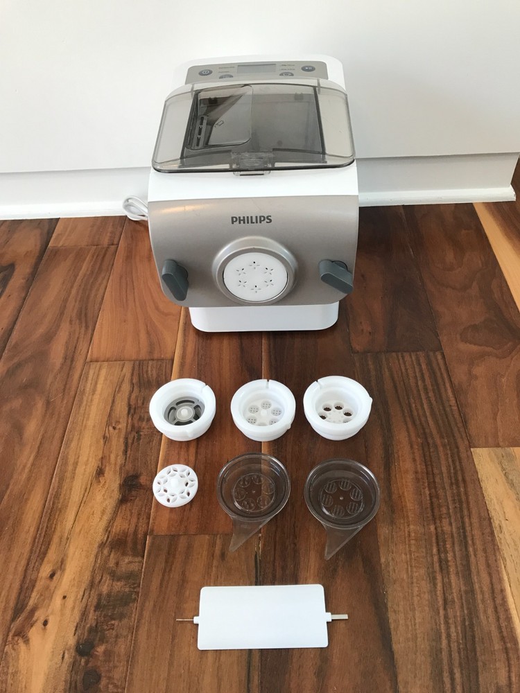 Philips HR2357/05 Automatic Pasta And Noodle Maker With Accessories