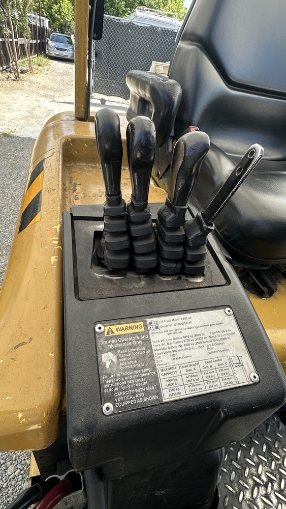 Hyster E60Z 6000LBS Forklift with CASCADE Multiple Load or Single-Double Pallet