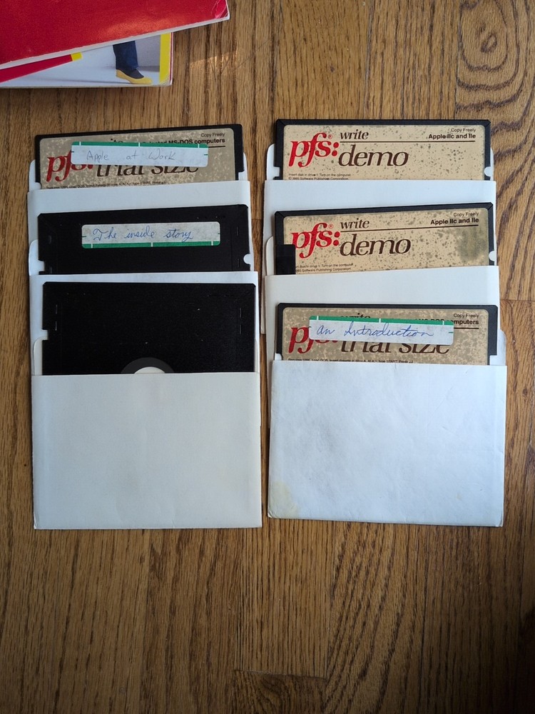 Apple IIc Owners Manual 1984 Spiral Bound, Software, System Utilities Guide Lot