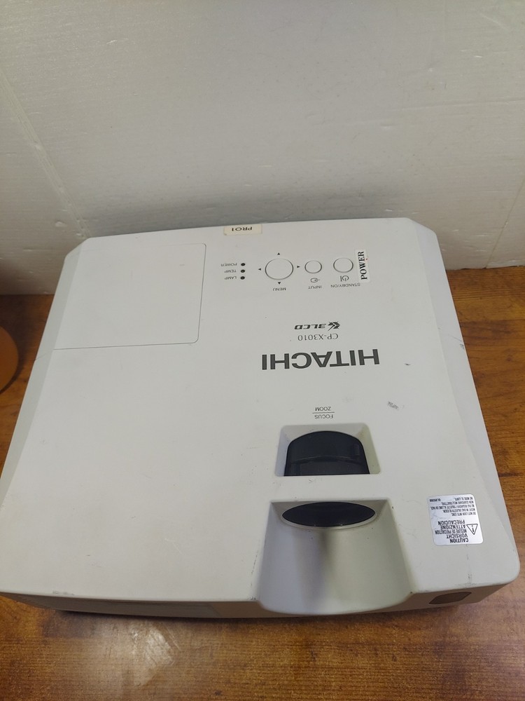 Hitachi CP-X3010 Projector 3LCD Digital