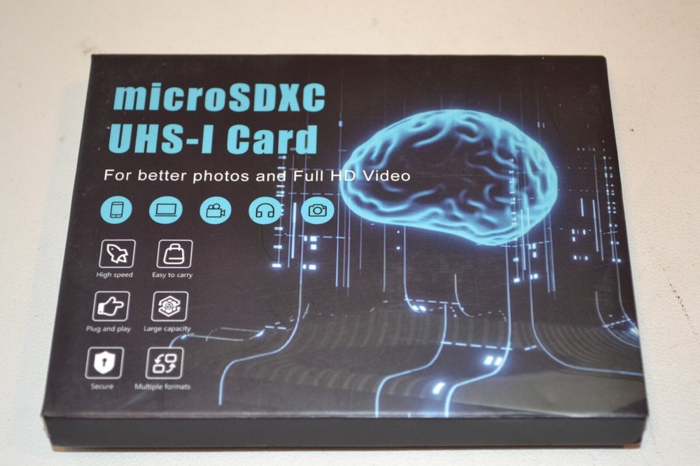 MicroSDXC UHS-I Card 512GB includes adapter