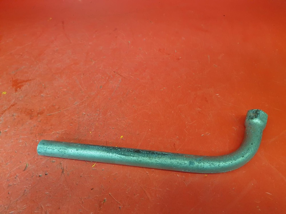 FIAT 500 JACK KIT 2012