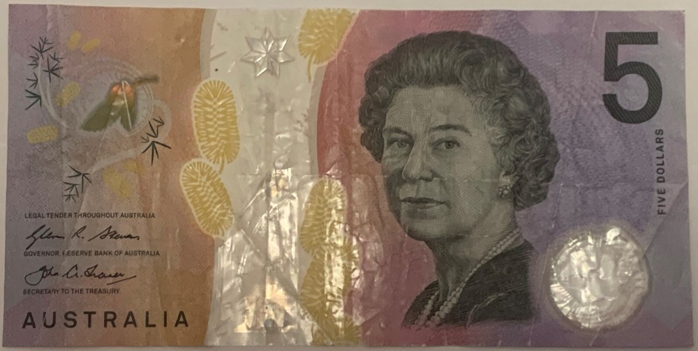 Australia 5 Dollars  2016  Polymer note   Queen Elizabeth II