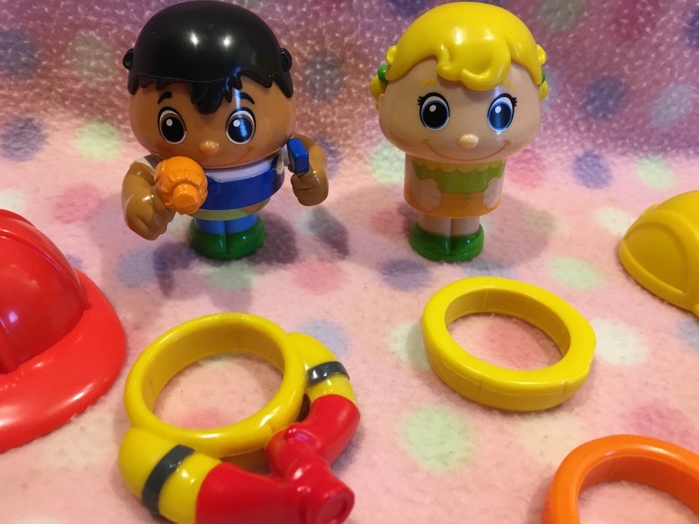 Hasbro Spin Master Figures & Accessories Playset 2010 Cute!