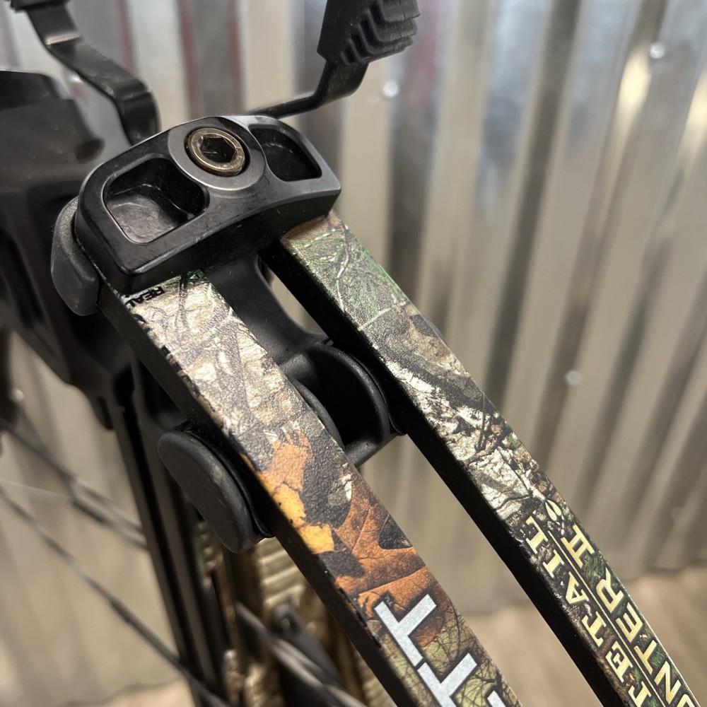 Barnett Whitetail Hunter 2 Crossbow Realtree String