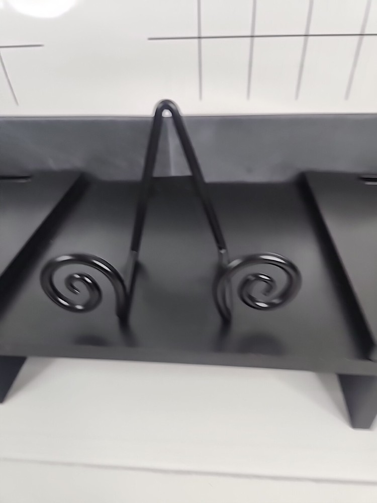 Tripar Wall/Table Top Display Black Small Metal Ram Easel New Without Tags