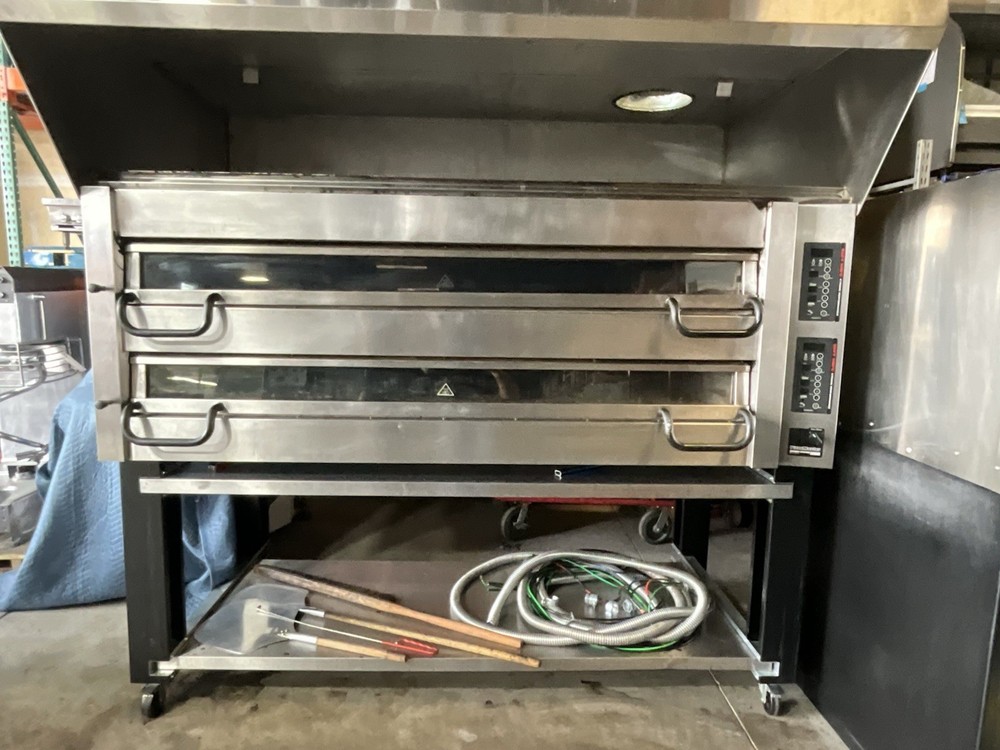 PizzaMaster PM 942ED Electric Deck-Type Pizza Bake Oven