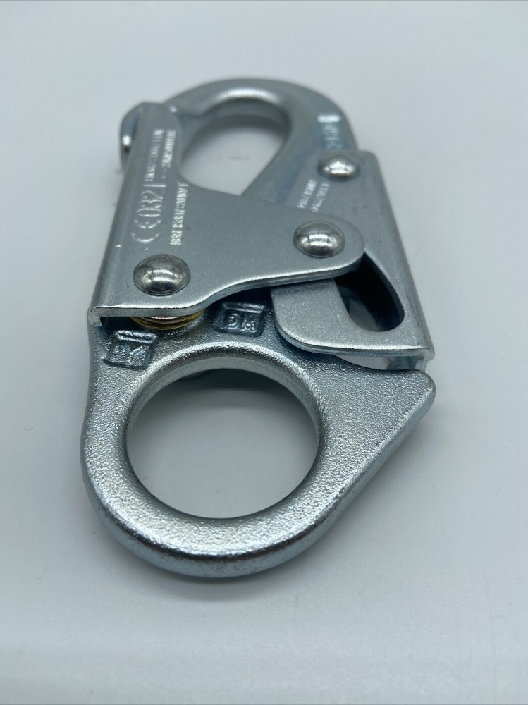 Bond | N-3610 Yoke Double Lock Snap Hook