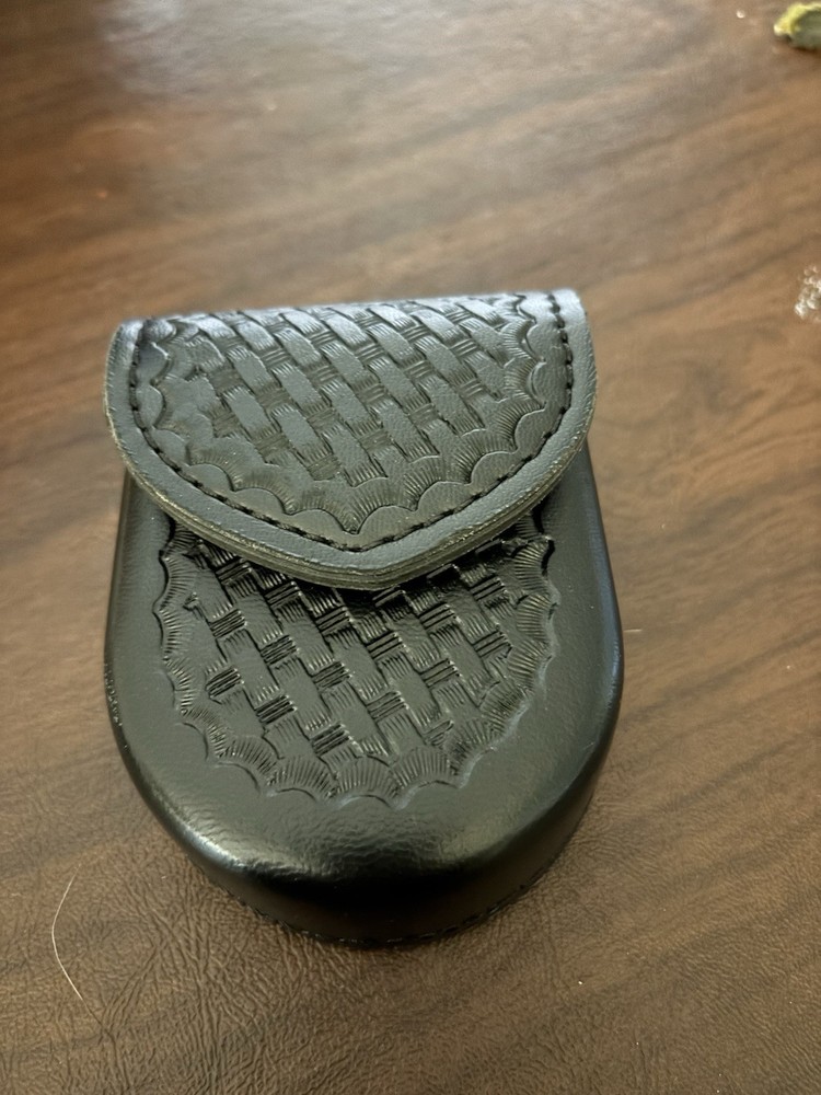 Safariland Handcuff case